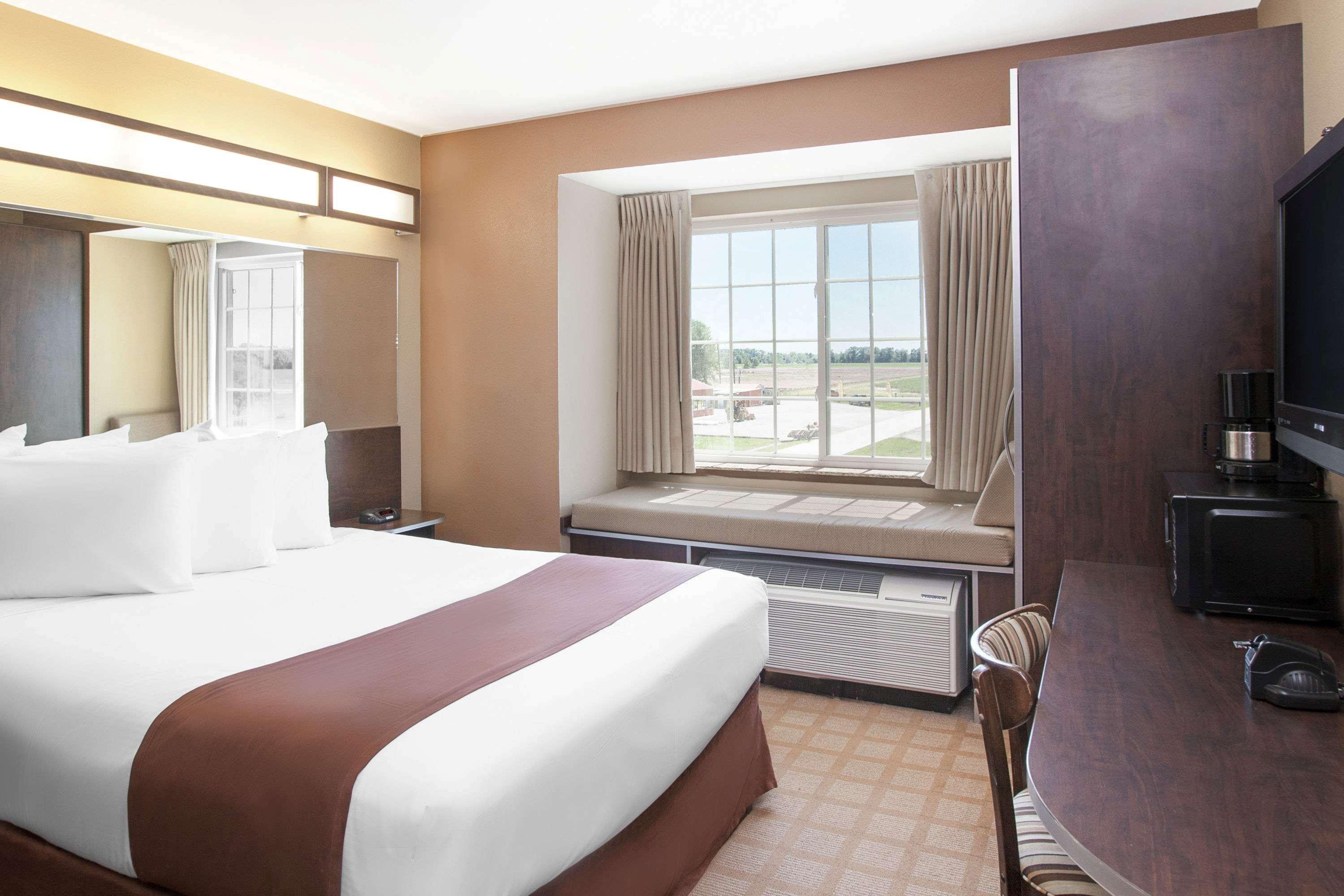 Microtel Inn&Suites by Wyndham Breaux Bridge Extérieur photo