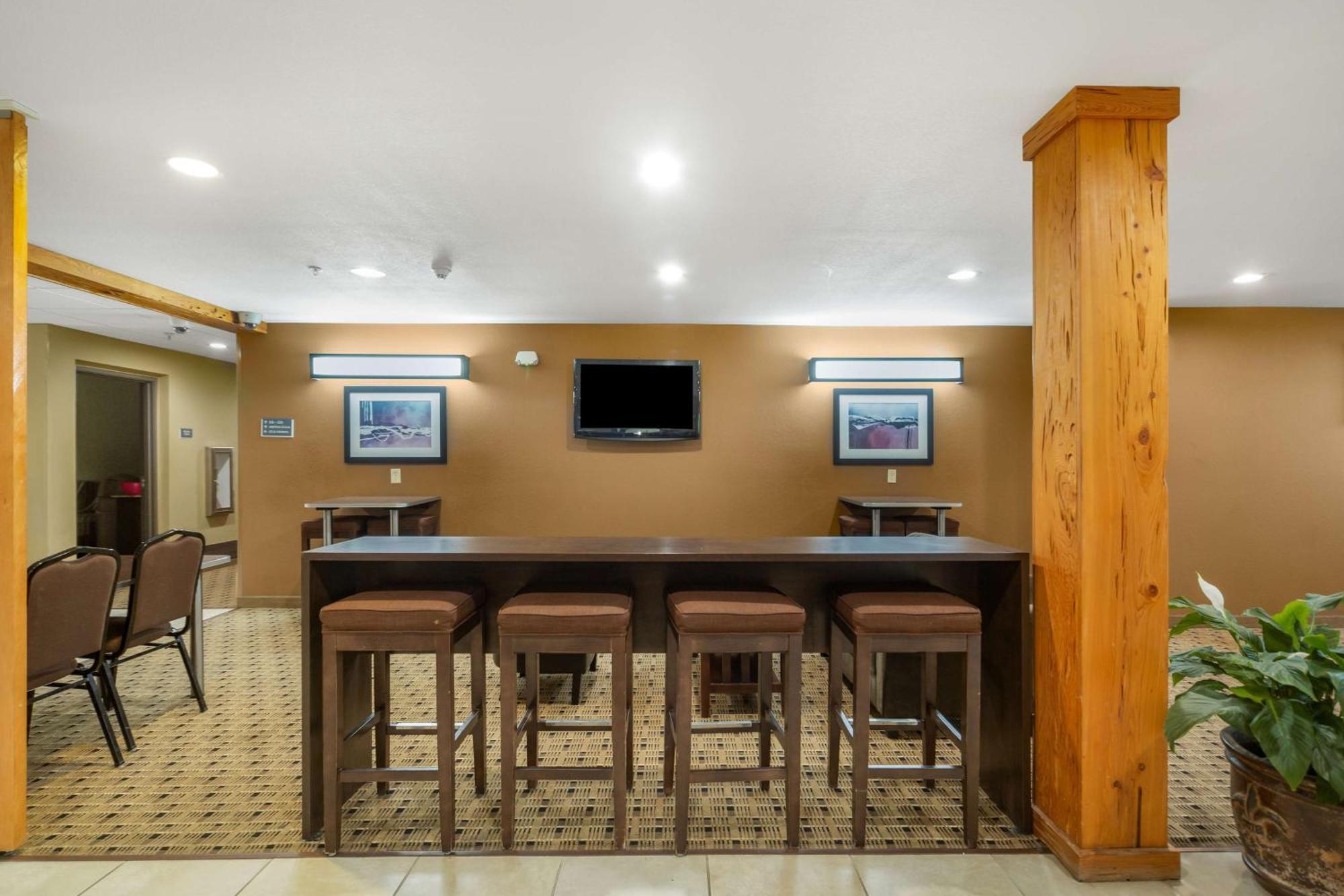 Microtel Inn&Suites by Wyndham Breaux Bridge Extérieur photo
