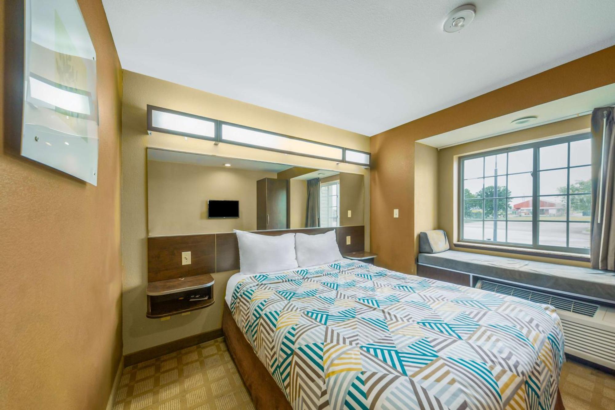 Microtel Inn&Suites by Wyndham Breaux Bridge Extérieur photo