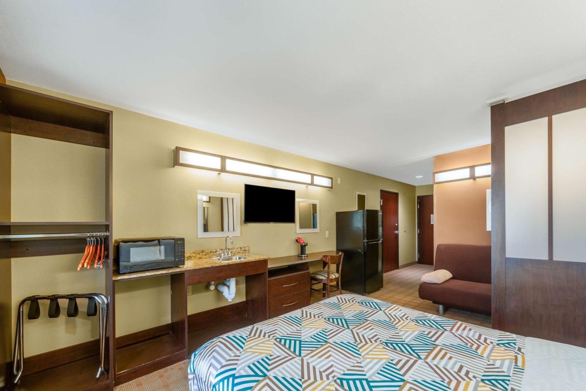 Microtel Inn&Suites by Wyndham Breaux Bridge Extérieur photo