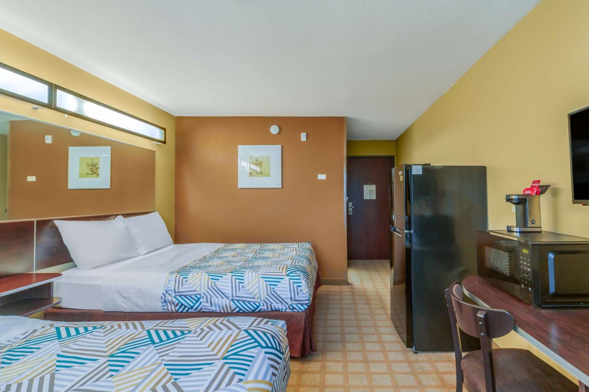 Microtel Inn&Suites by Wyndham Breaux Bridge Extérieur photo