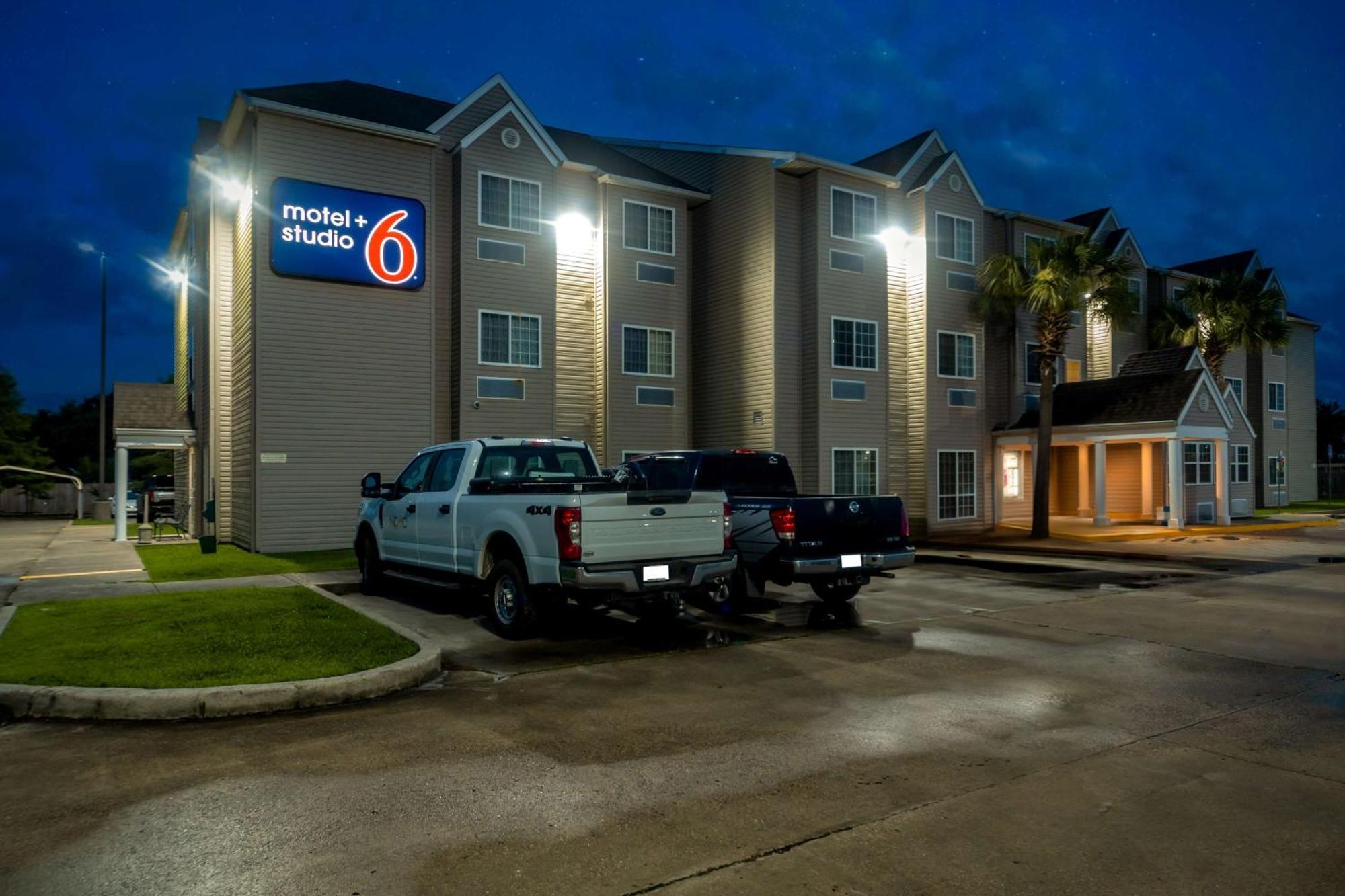 Microtel Inn&Suites by Wyndham Breaux Bridge Extérieur photo